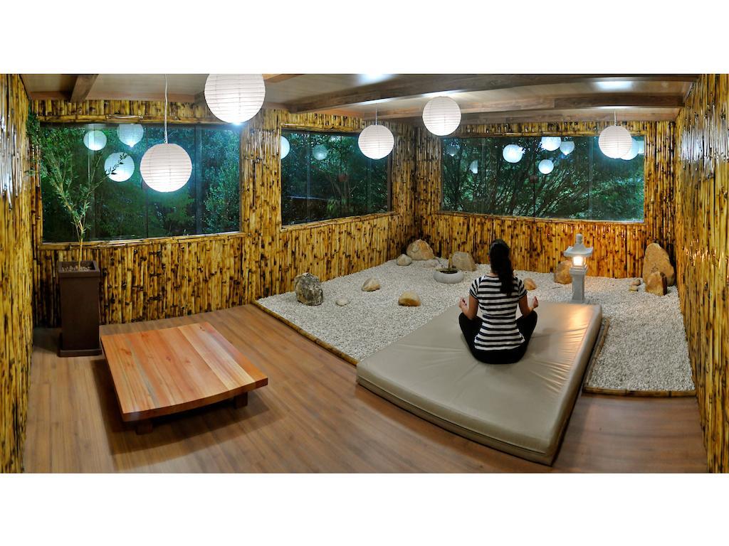 Hotel Matsubara Campos do Jordao Exterior photo